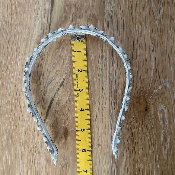 Pnina Tornai Swarovski Crystal and Pearl Cluster Wedding Headband Head Piece NWT - Picture 9 of 11